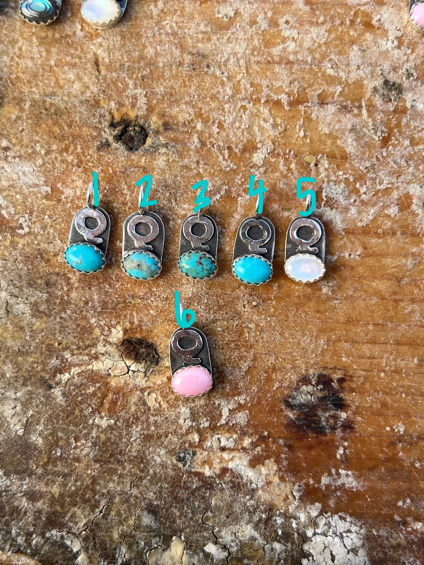 Cowgirl charms- Q